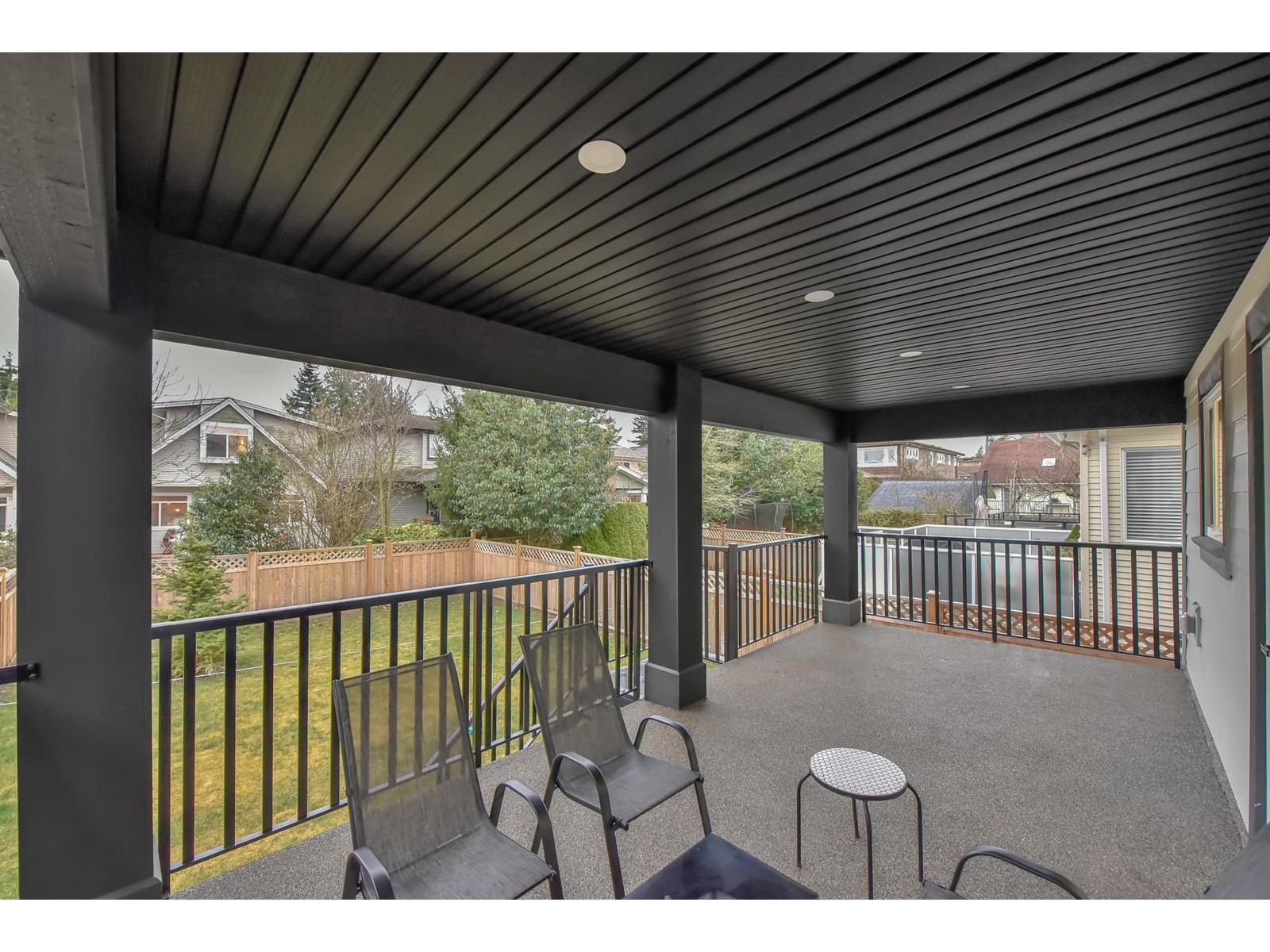 15436 GOGGS AVENUE, White Rock real estate listing R2993930