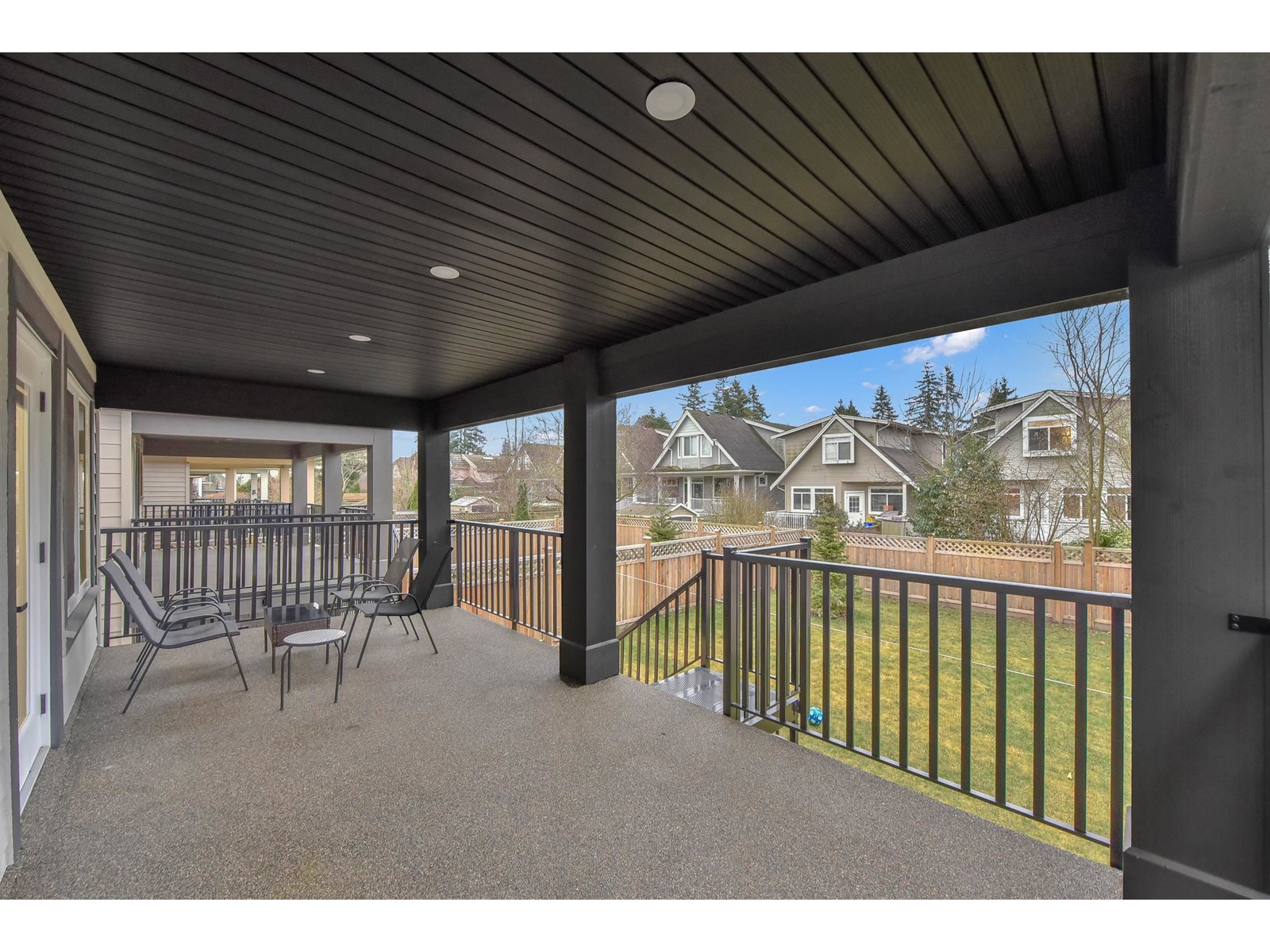15436 GOGGS AVENUE, White Rock real estate listing R2993930