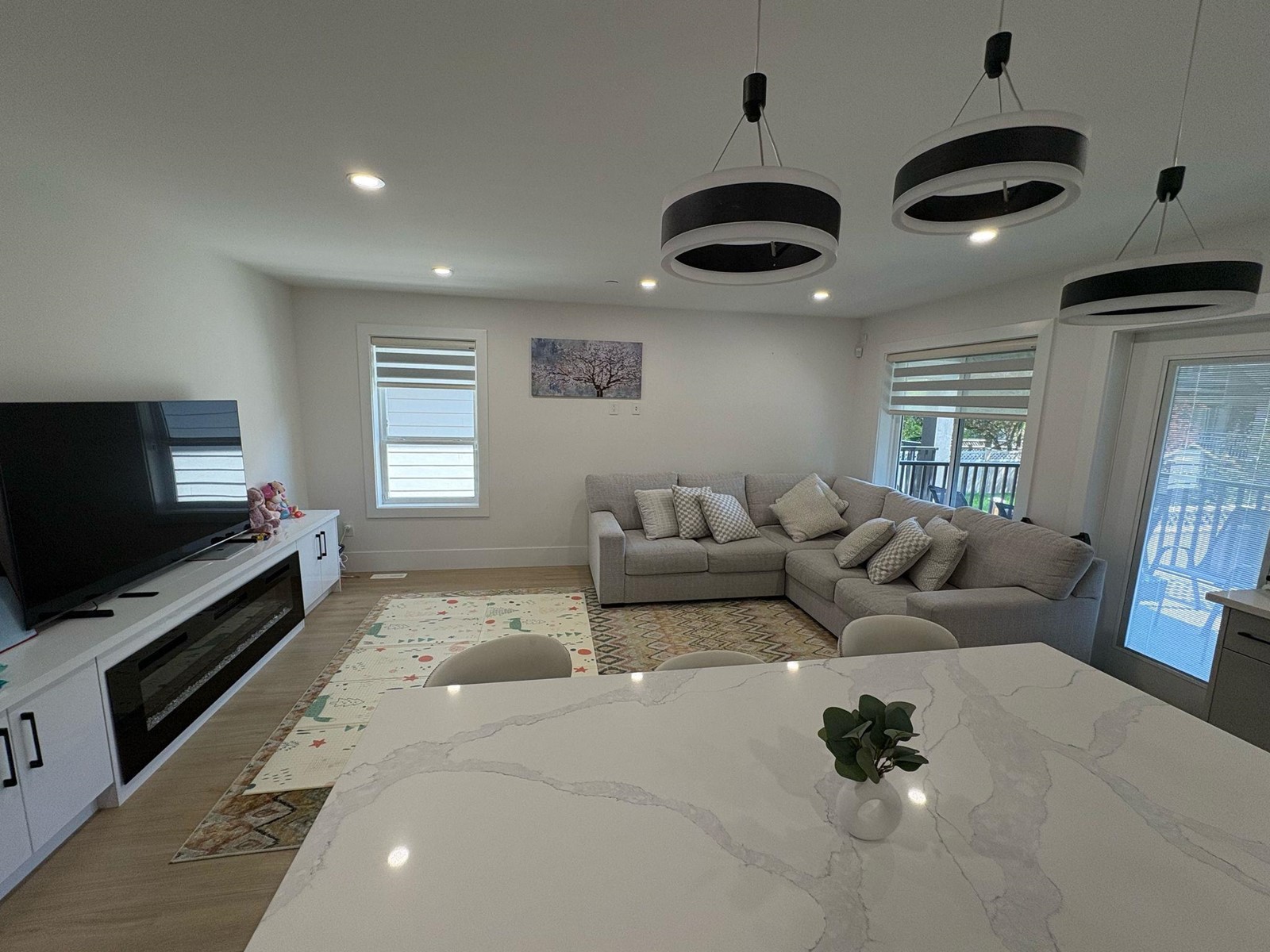 15436 GOGGS AVENUE, White Rock real estate listing R2993930