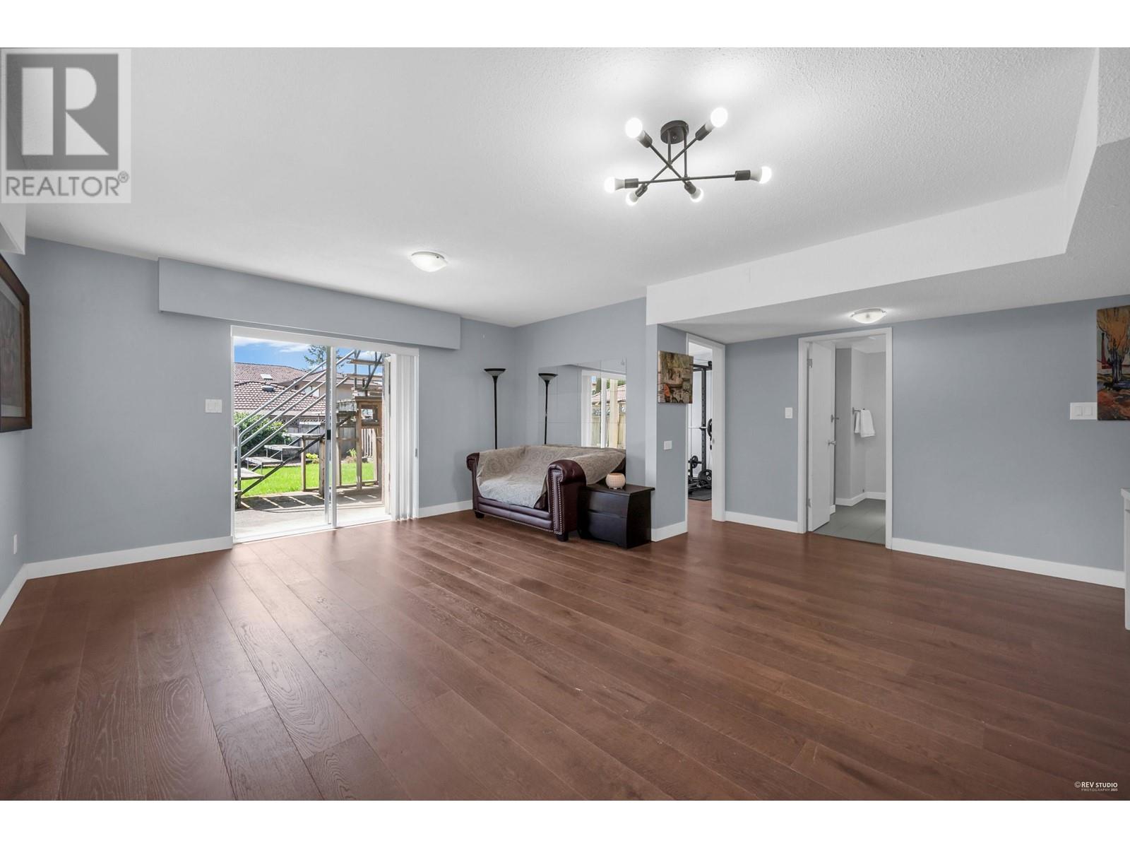 6932 KITCHENER STREET, Burnaby