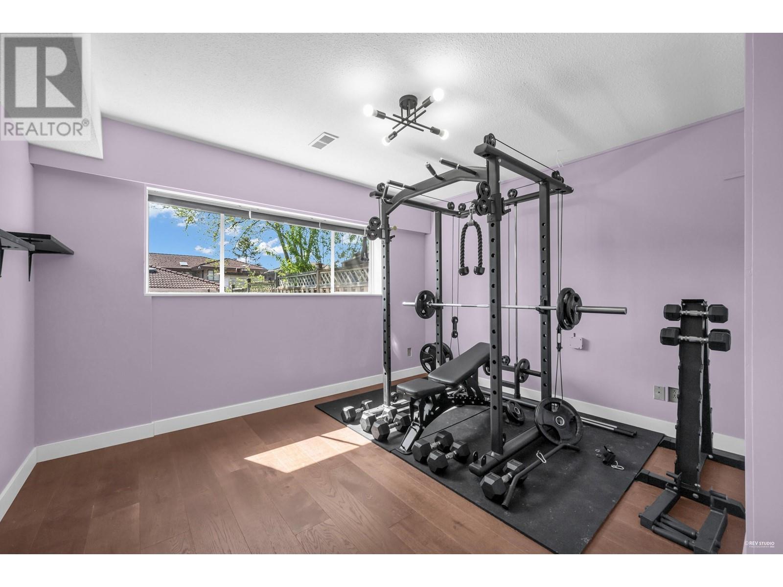 6932 KITCHENER STREET, Burnaby