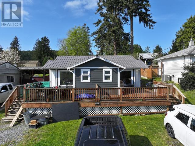 5375 EARL STREET, Texada Island