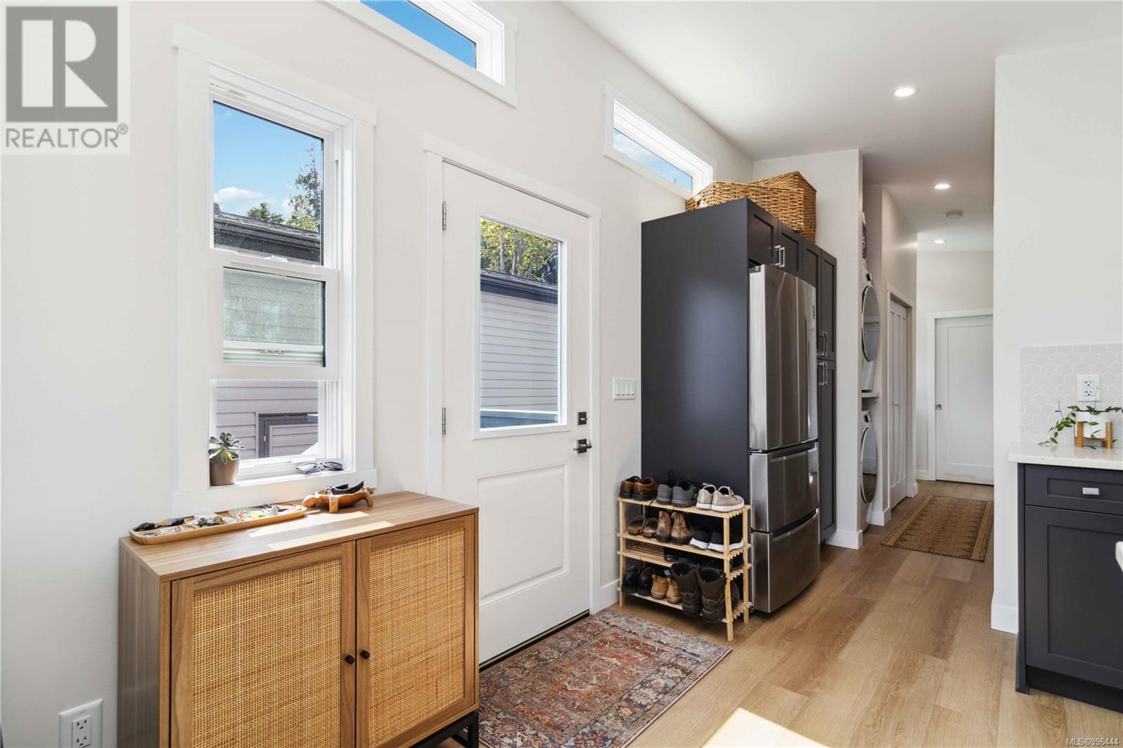 504 747 Old Place Road, Central Saanich
