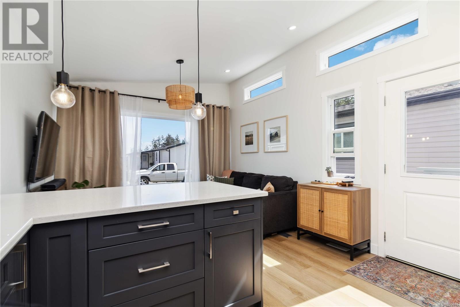504 747 Old Place Road, Central Saanich