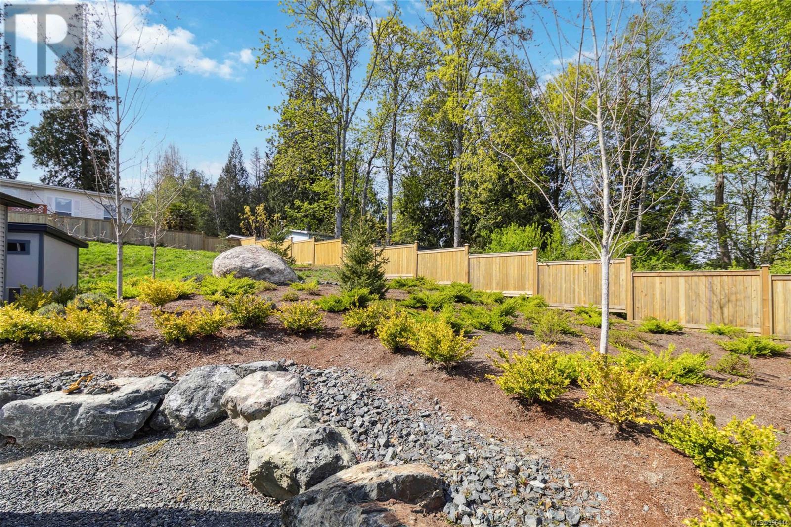 504 747 Old Place Road, Central Saanich