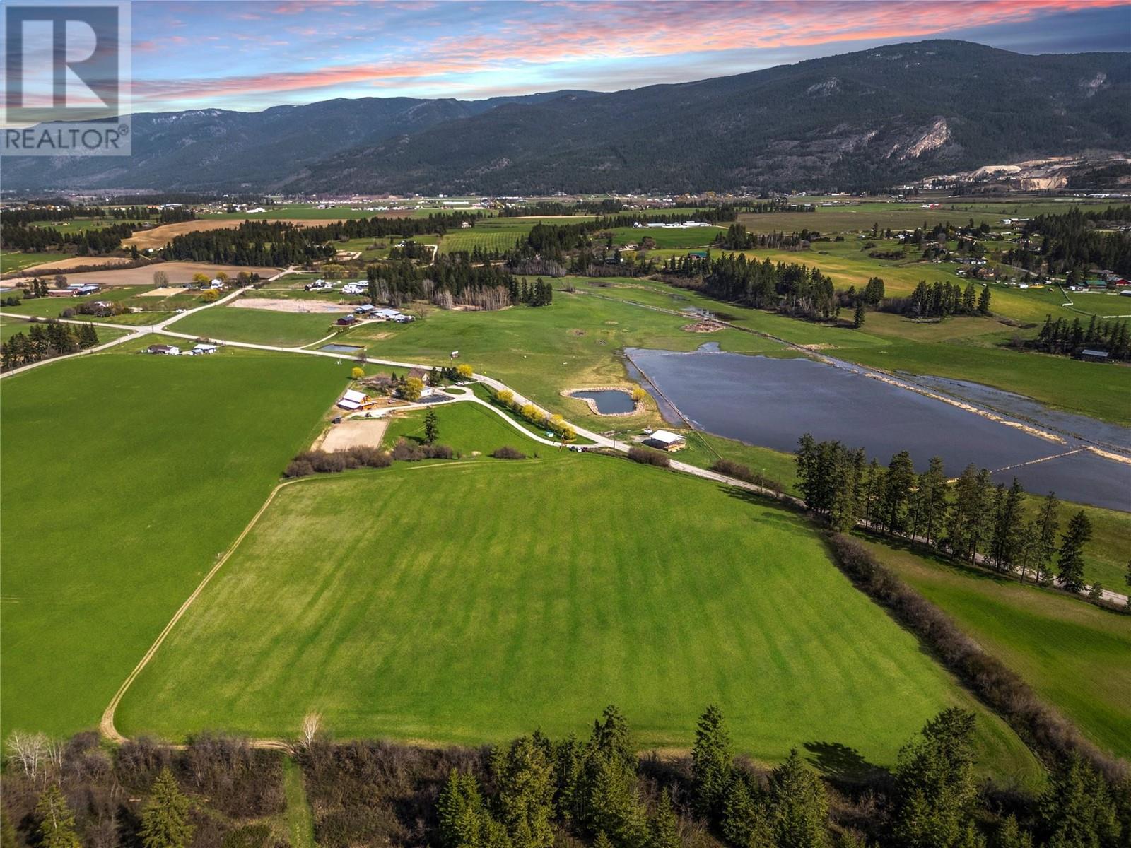 1768 Otter Lake Road, Spallumcheen