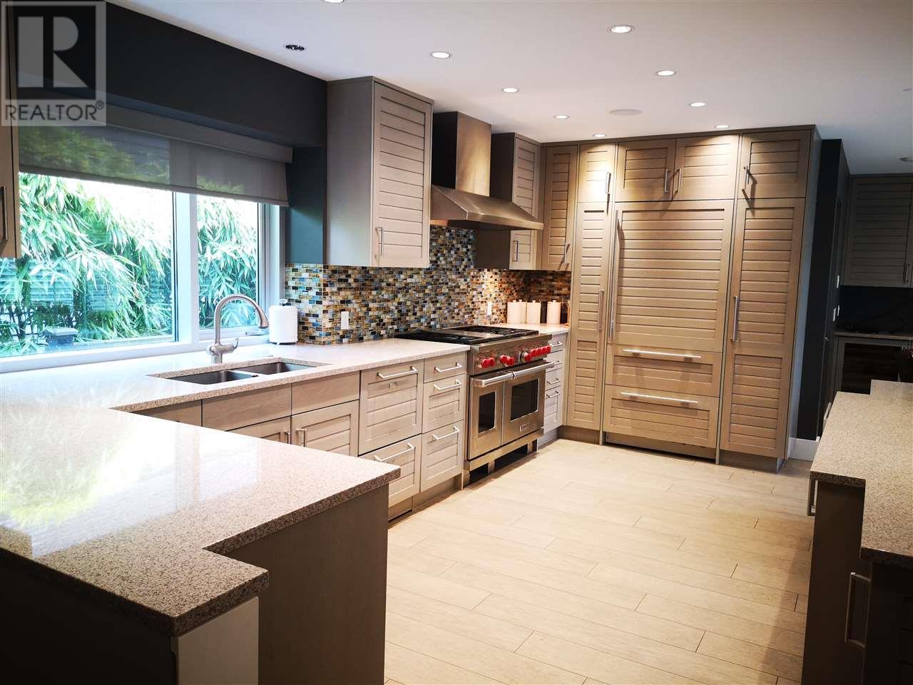 Photo 3 of 6187 Mackenzie Street, Vancouver BC
