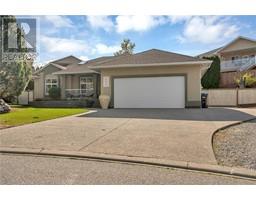 690 CORBITT Drive, Penticton