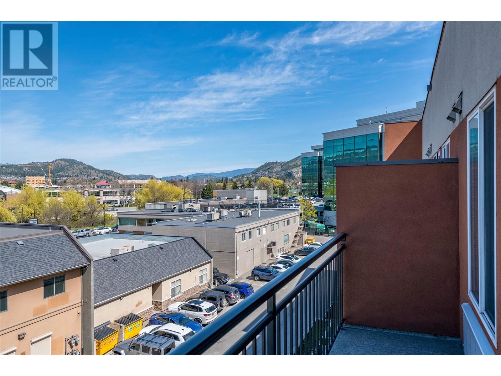 417 1550 Dickson Avenue, Kelowna