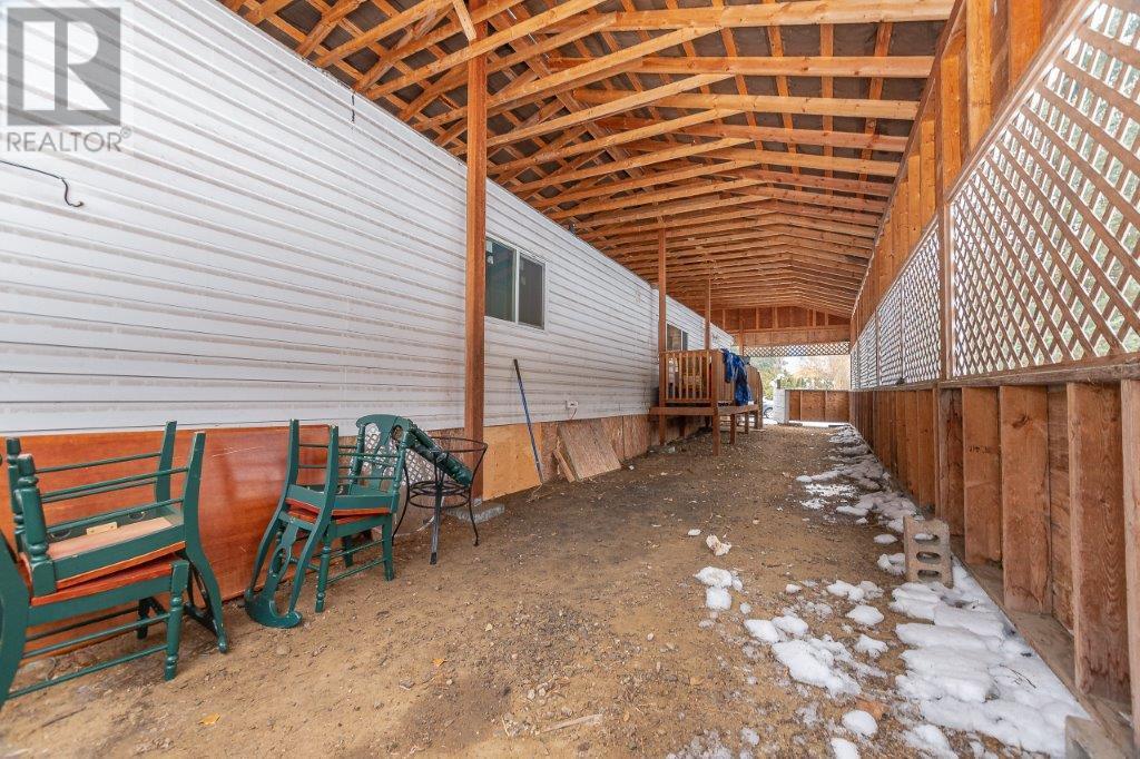  3953 Malakwa Road, Malakwa