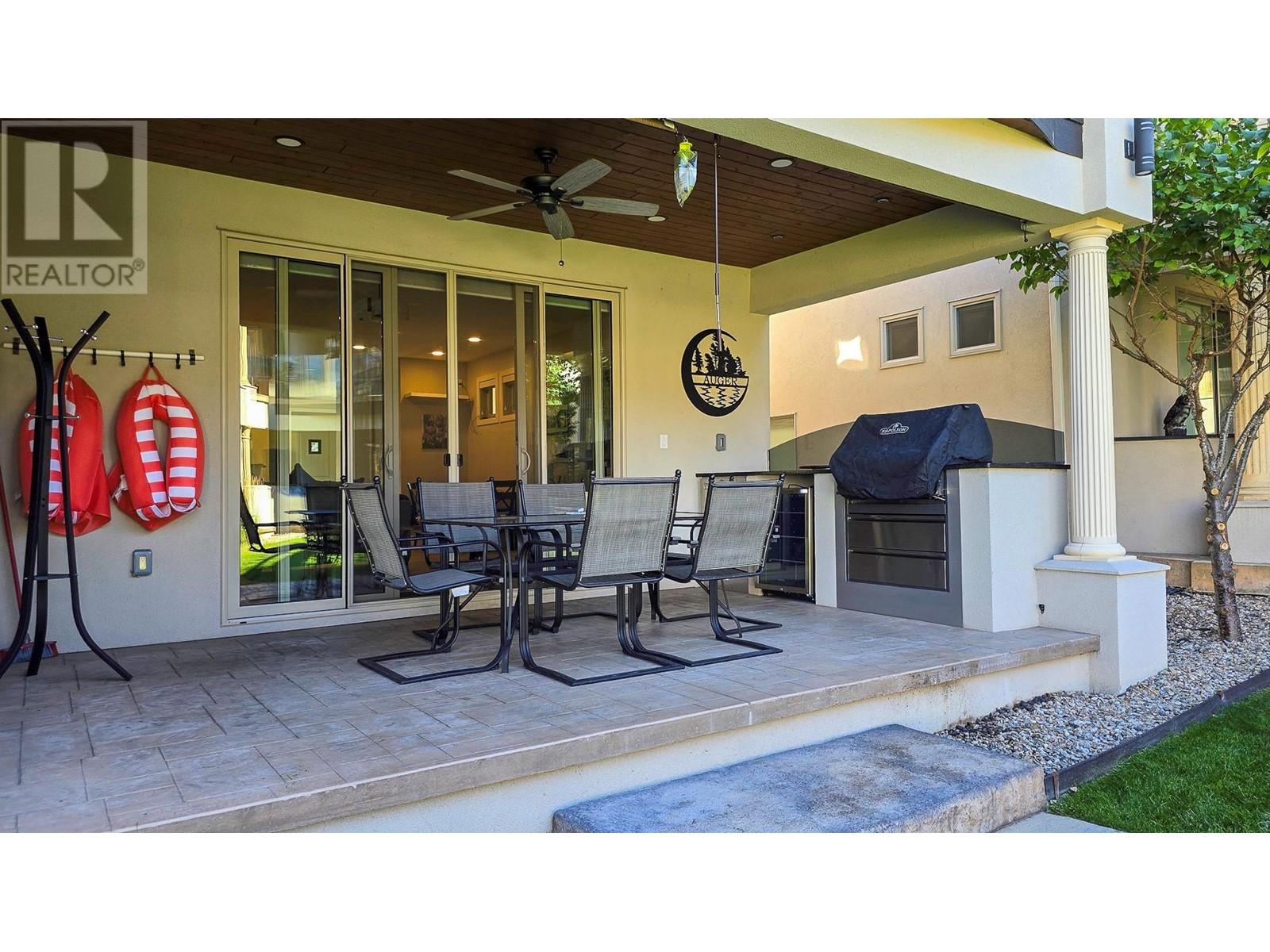 8 7373 Brooks Lane, Vernon