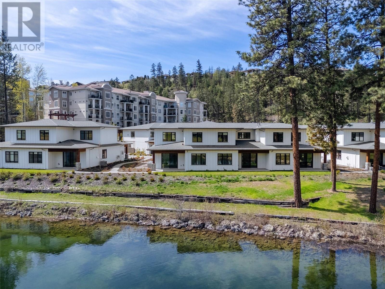 7 1979 Country Club Drive, Kelowna