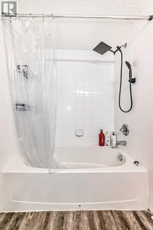Single Family House for Sale in    Street SE Red Carpet Calgary 