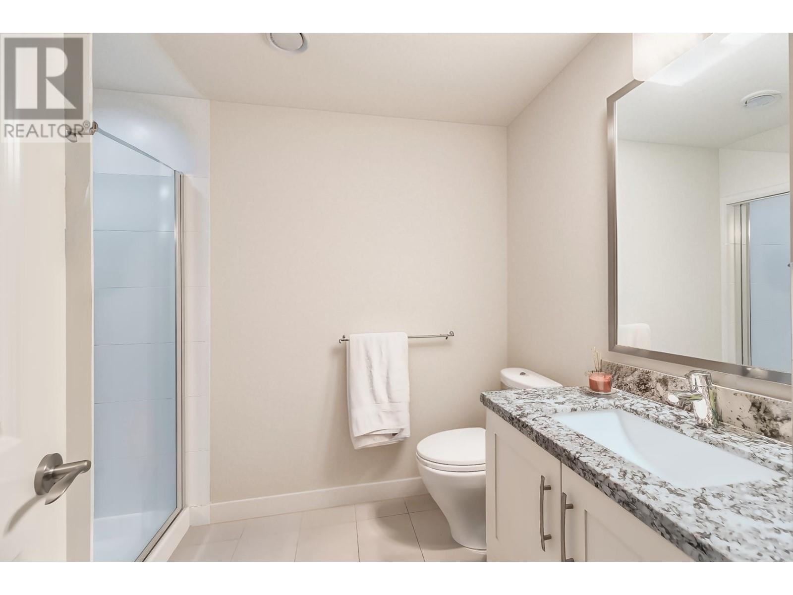 Photo 20 of 207 4977 Springs Boulevard, Tsawwassen BC