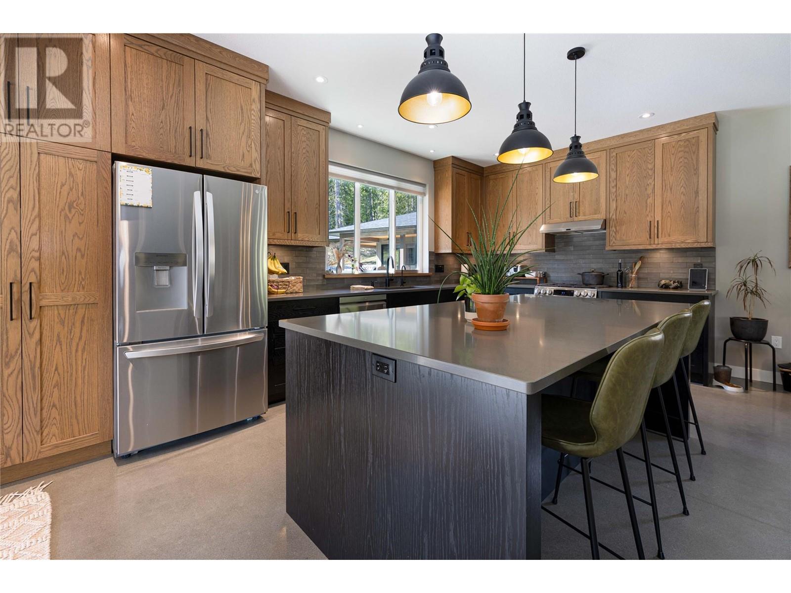 6400 1 Avenue NW - 3
