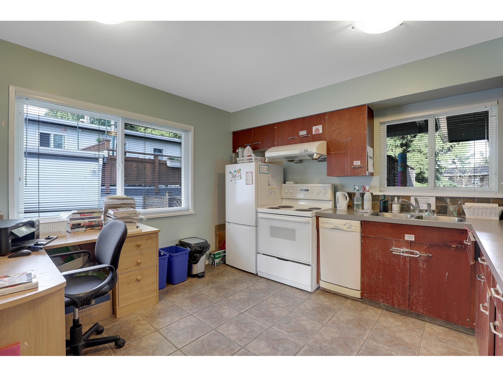 Photo 35 of 1554 Stevens Street, White Rock BC