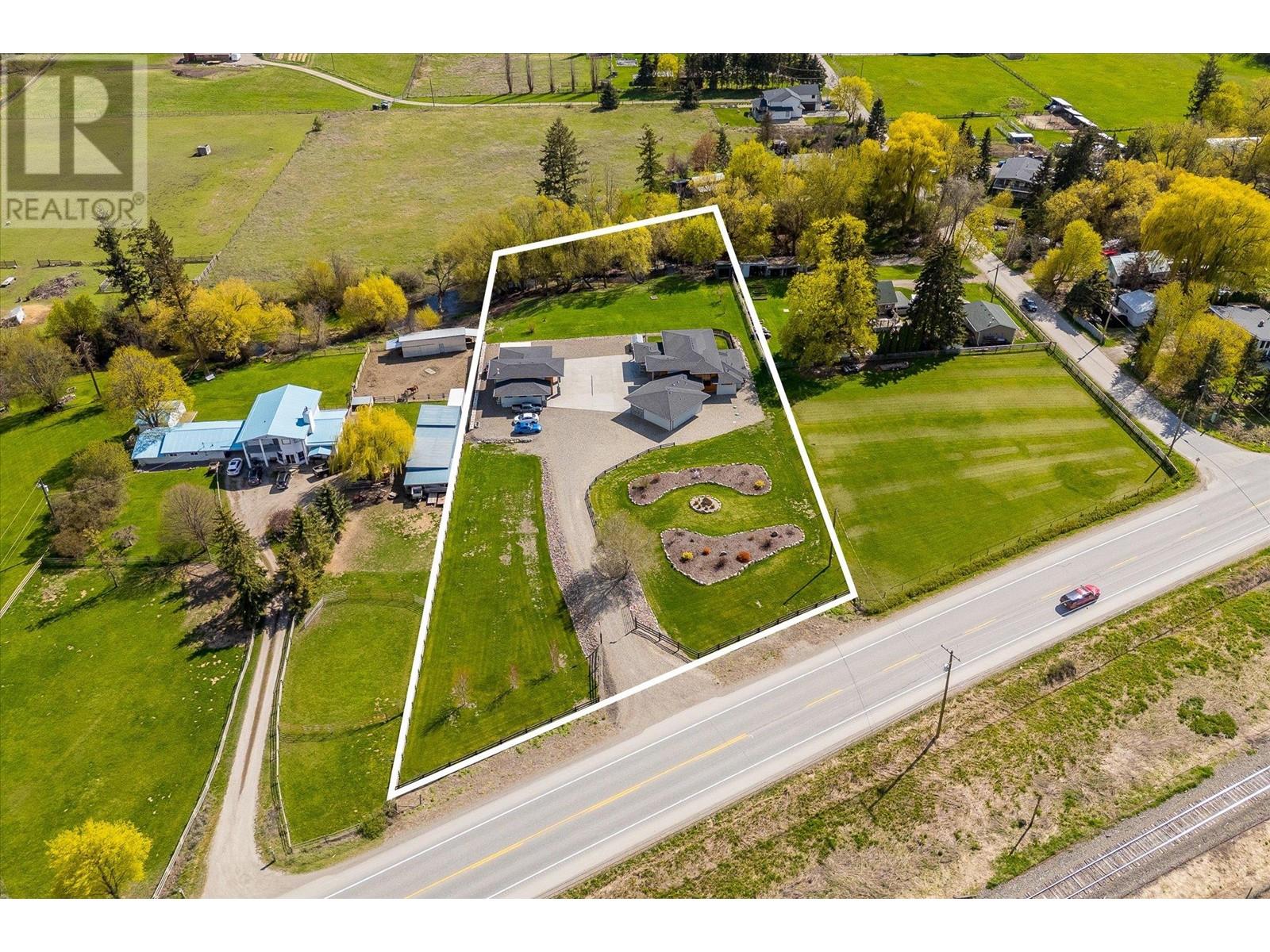 7260 6 Highway, Coldstream
