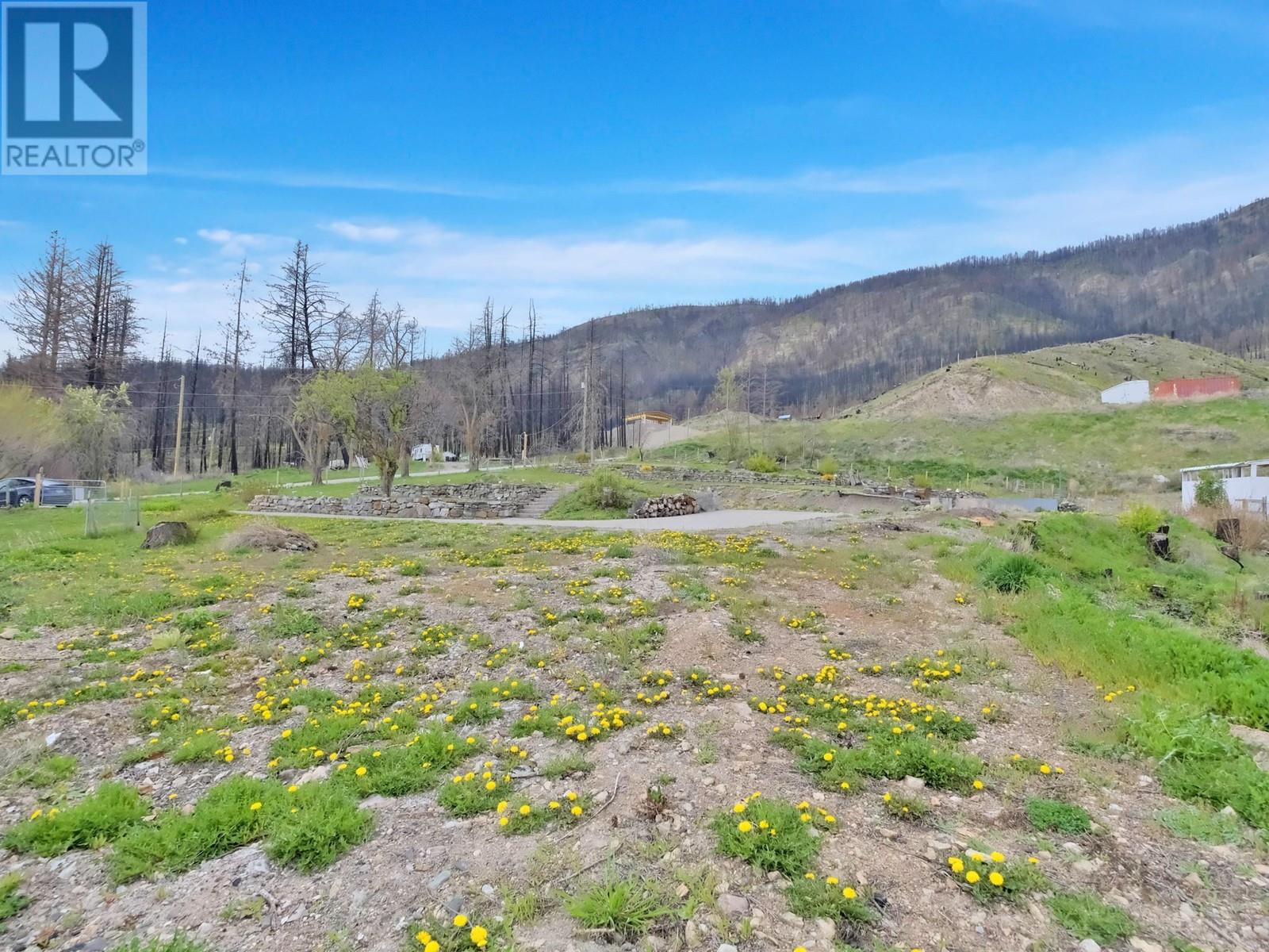  716 Petterson Road, West Kelowna