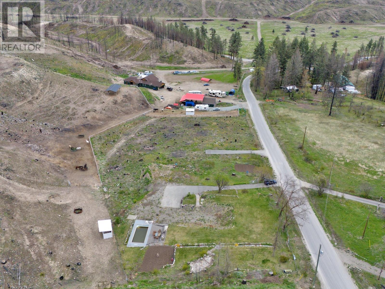  716 Petterson Road, West Kelowna