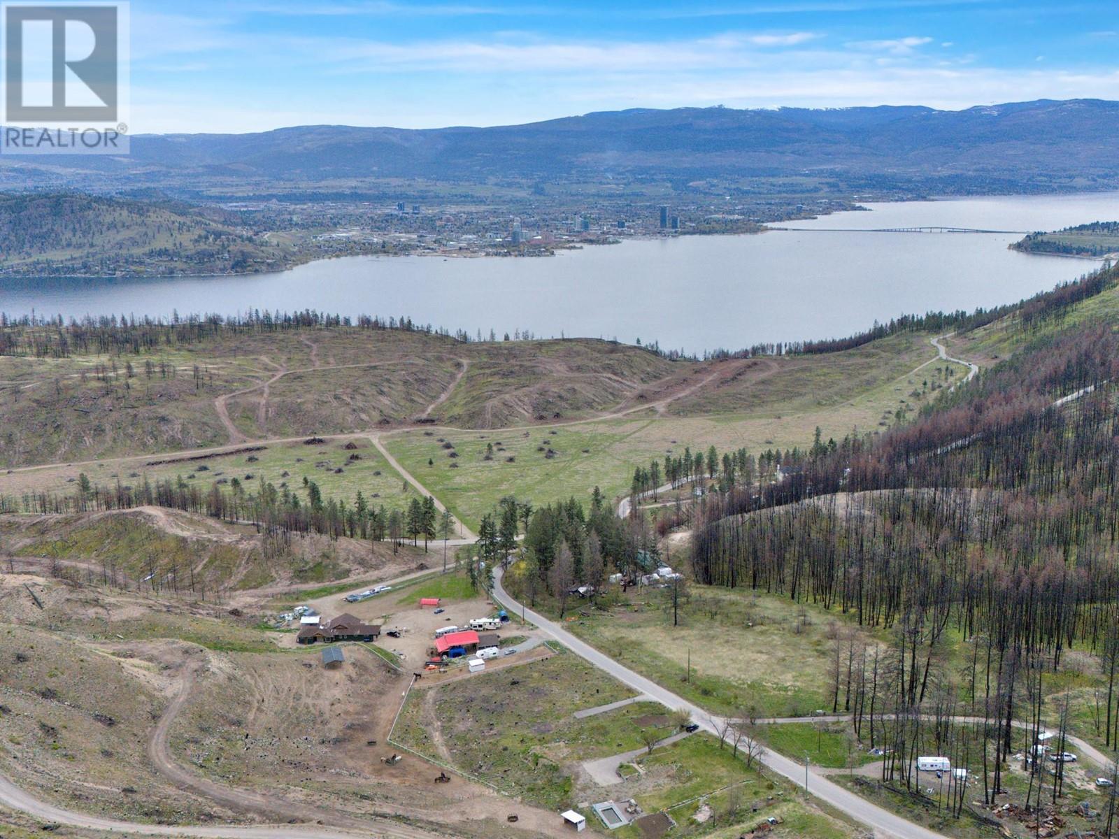  716 Petterson Road, West Kelowna