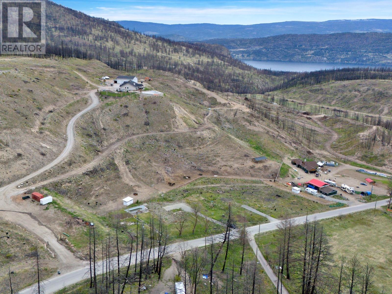  716 Petterson Road, West Kelowna
