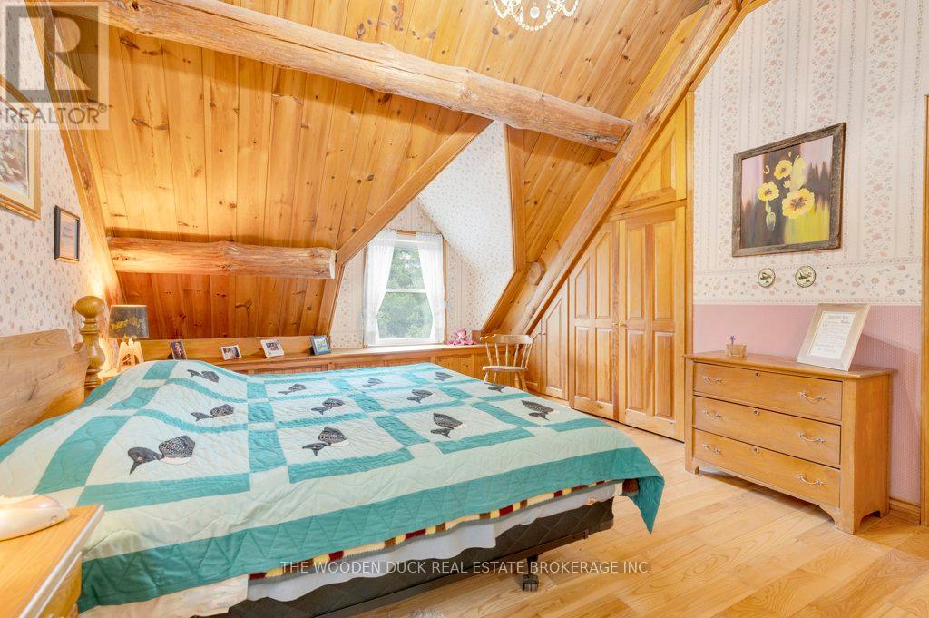 Photo 26 of 11 Crookston Road, Centre Hastings ON