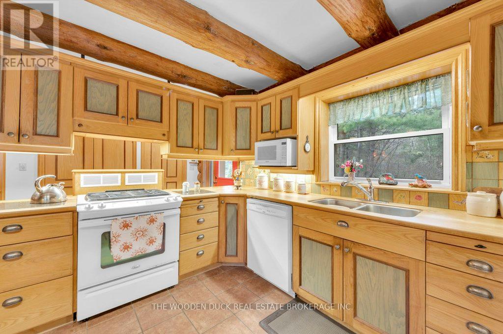 Photo 6 of 11 Crookston Road, Centre Hastings ON