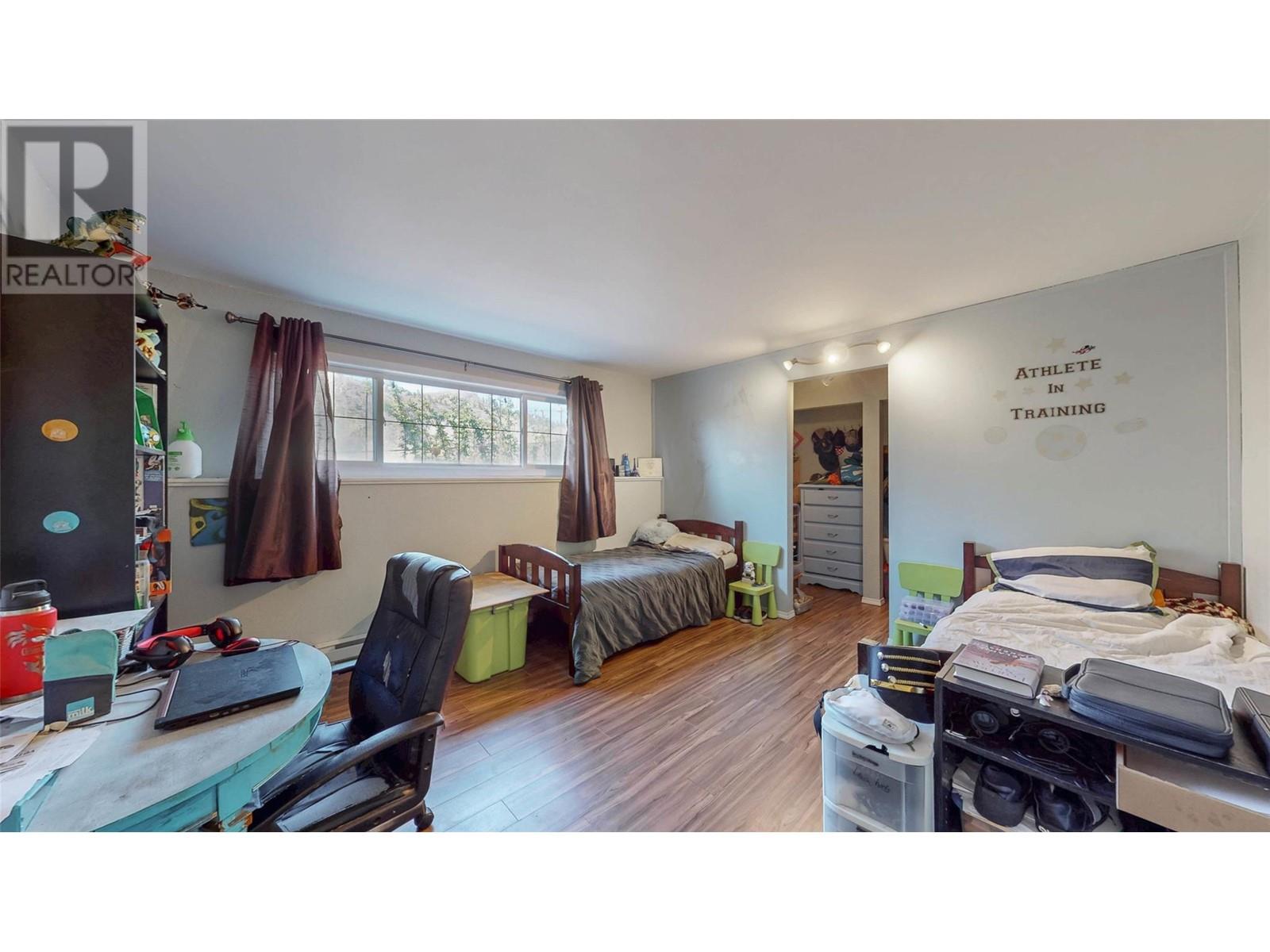 6743 Meadows Drive, Oliver