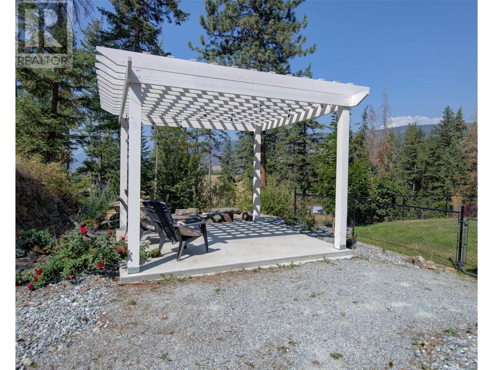 4322 Sharp Road, Armstrong