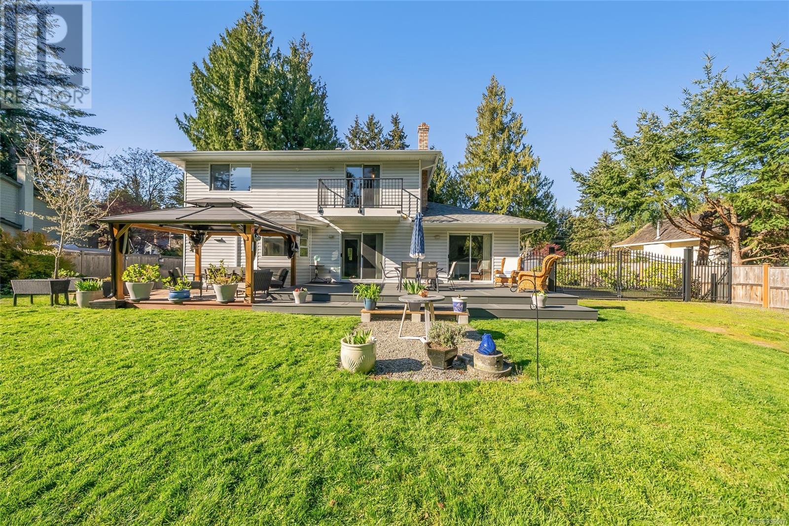 928 Ballenas Rd, Parksville real estate listing 996507