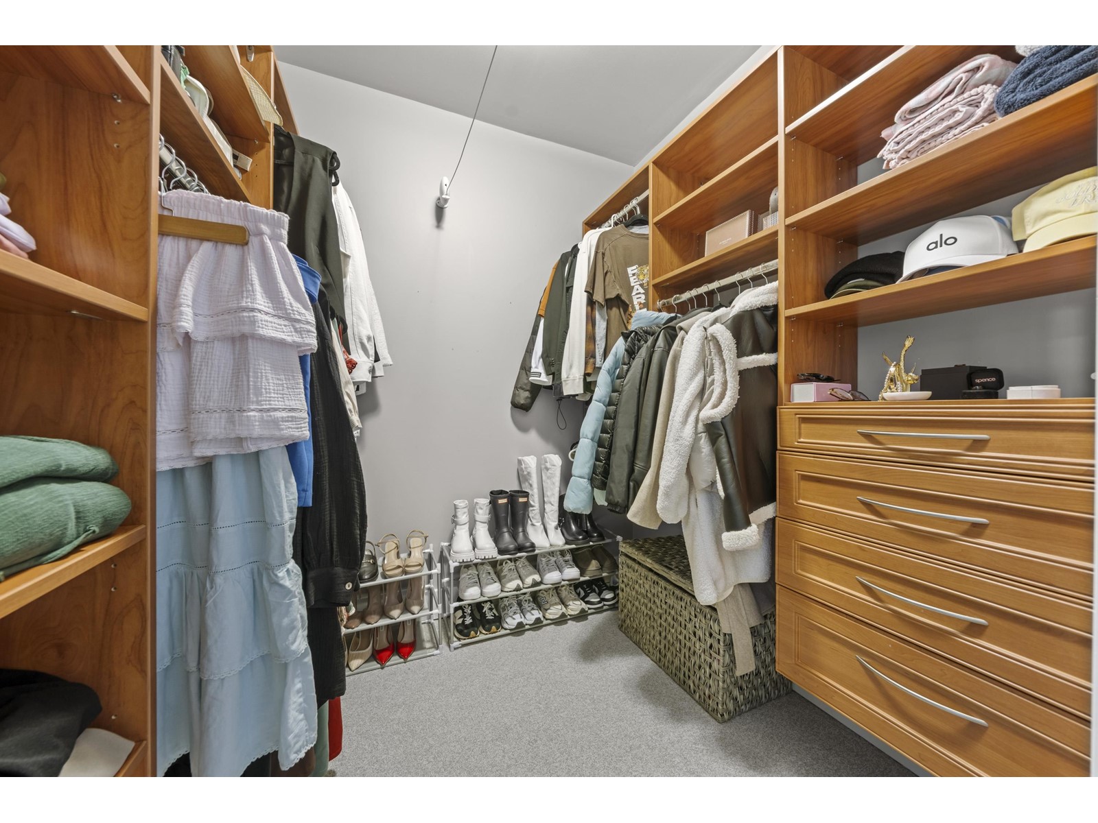 102 15164 PROSPECT AVENUE, White Rock