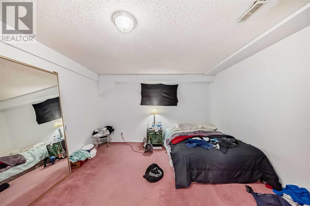 Single Family House Bi-level for Sale in   Avenue NE Whitehorn Calgary 