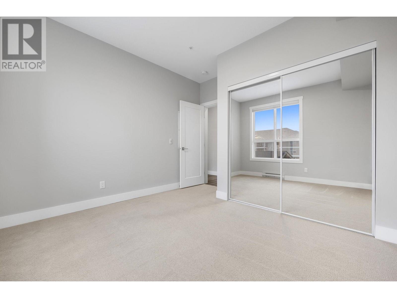 214 3090 Burtch Road, Kelowna