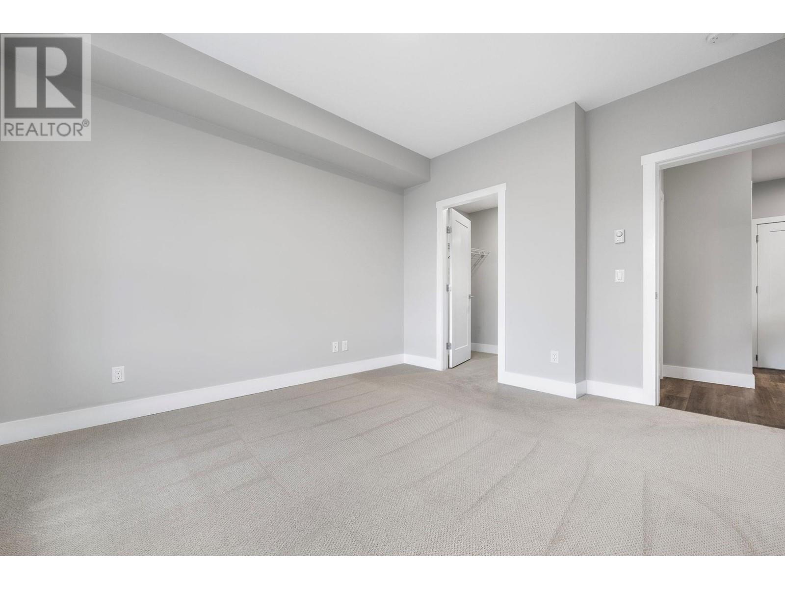 214 3090 Burtch Road, Kelowna