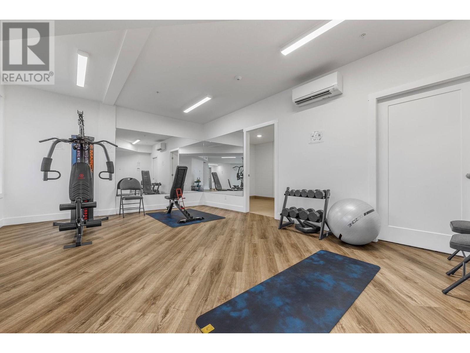 214 3090 Burtch Road, Kelowna