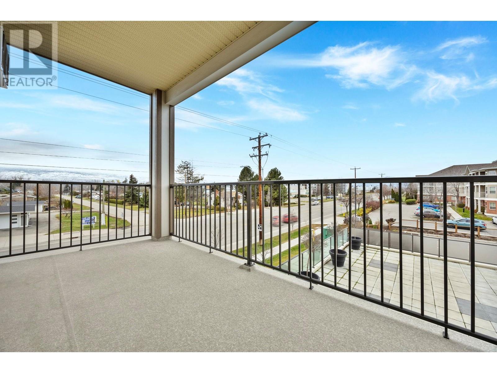 214 3090 Burtch Road, Kelowna