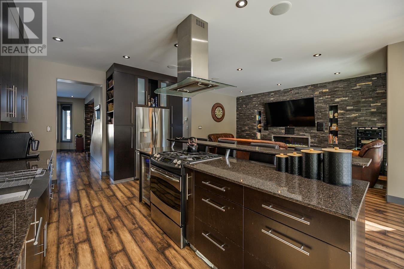 7645 LOEDEL CRESCENT, Prince George