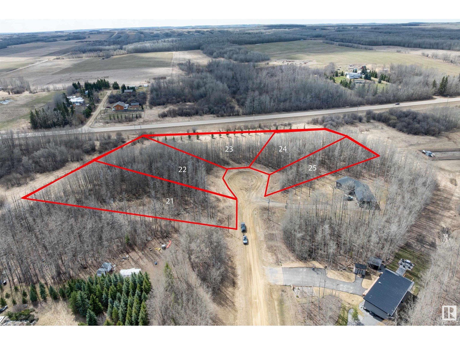 Photo 2 of 24 Beachside Estates, Rural Wetaskiwin County AB