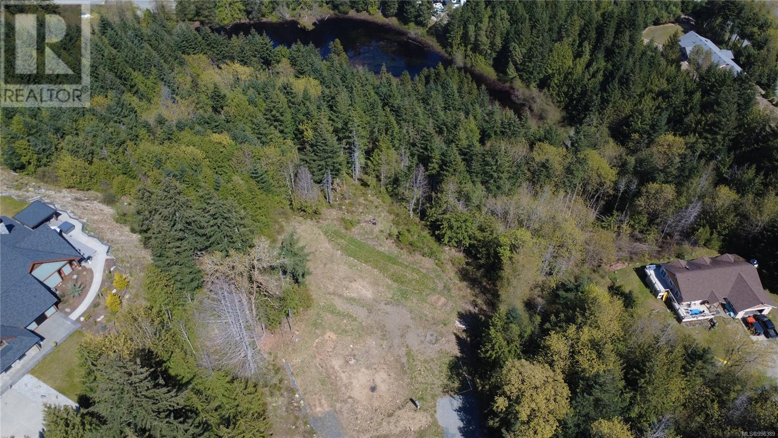 Photo 13 of 1725 Warn Way, Qualicum Beach BC