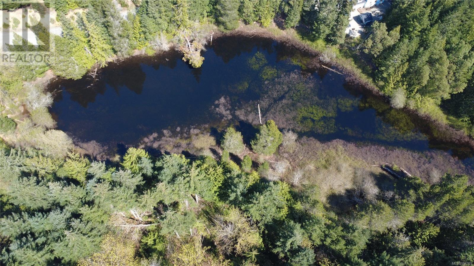 Photo 15 of 1725 Warn Way, Qualicum Beach BC