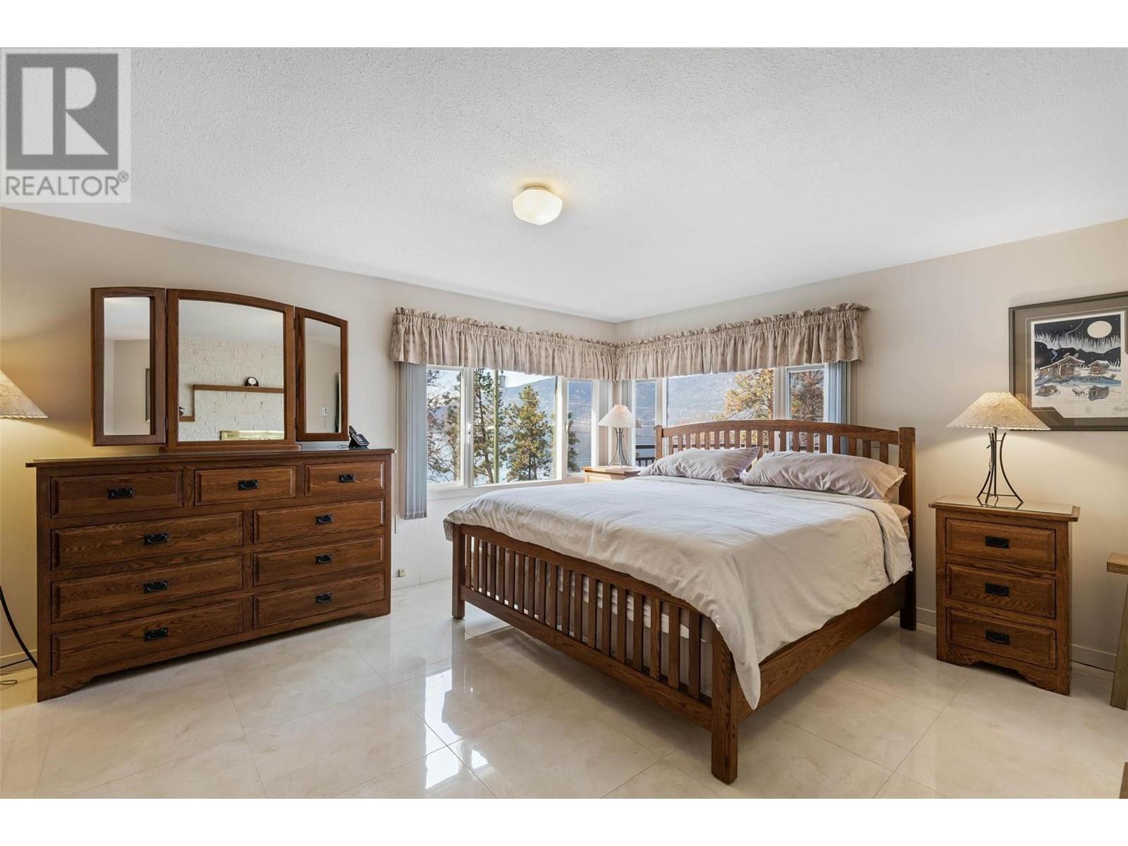 9983 Okanagan Centre Road W, Lake Country