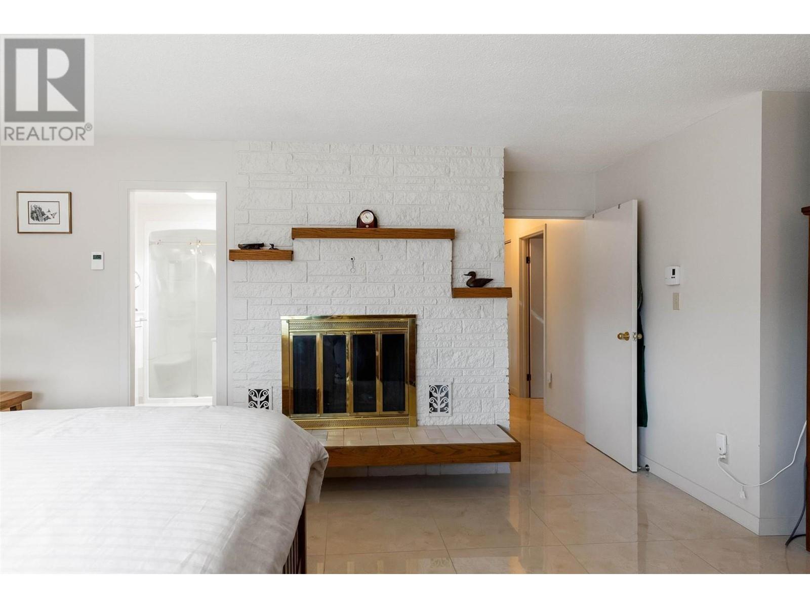 9983 Okanagan Centre Road W, Lake Country