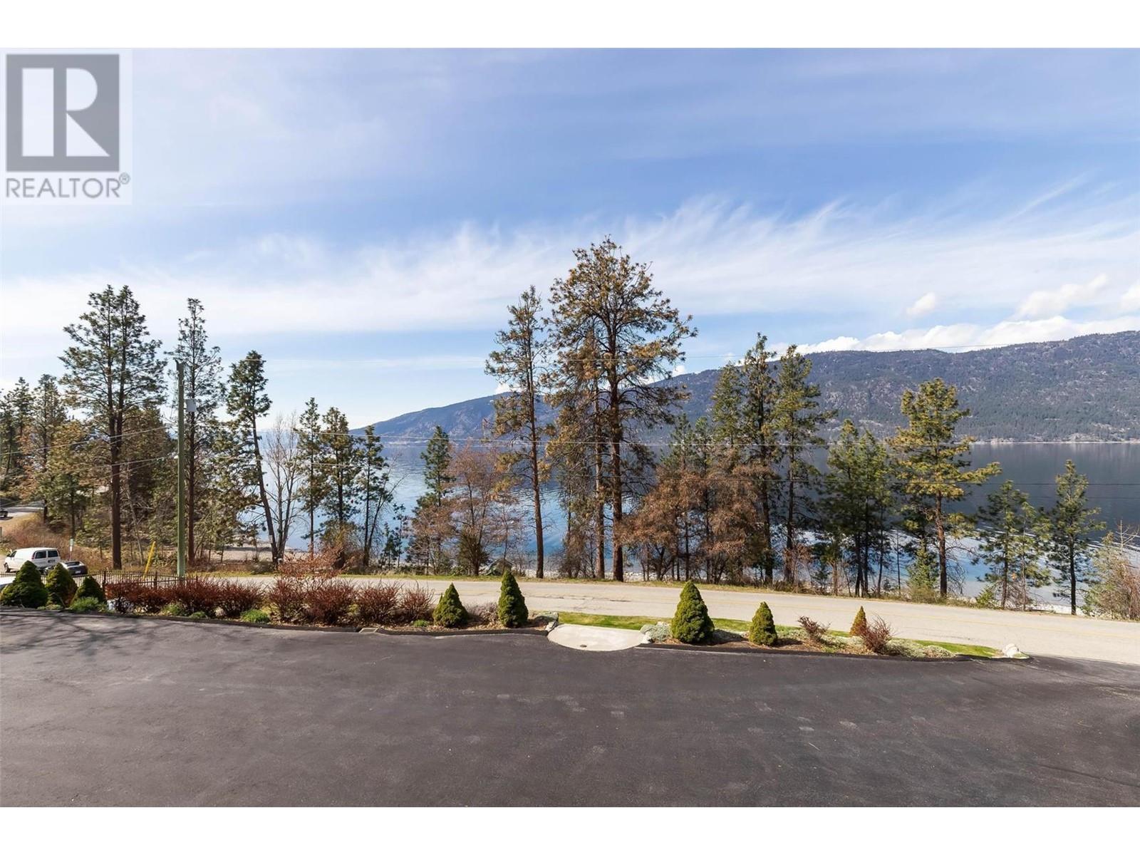 9983 Okanagan Centre Road W, Lake Country