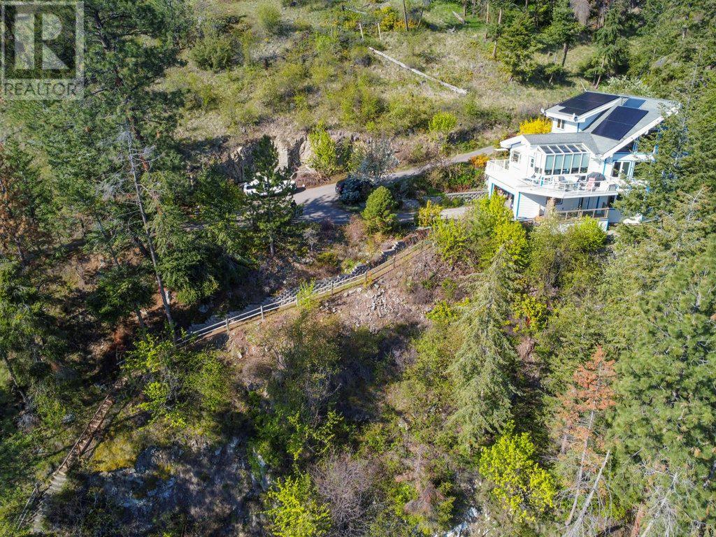 3765 Westside Rd Road North, Kelowna