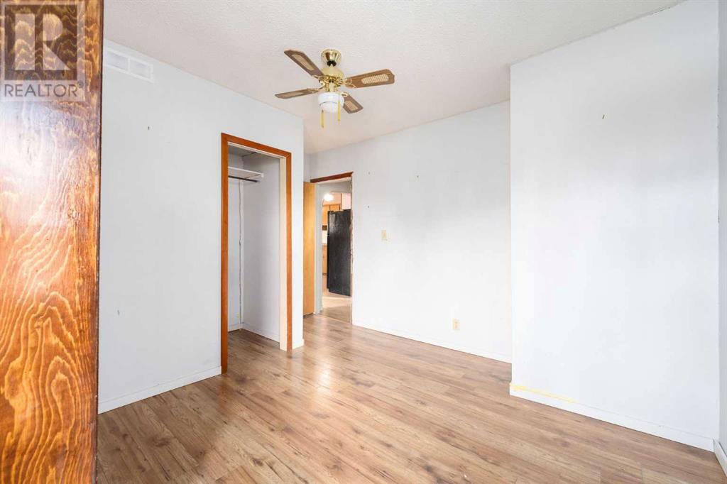 Single Family House Bungalow for Sale in   Avenue NW Bowness Calgary 