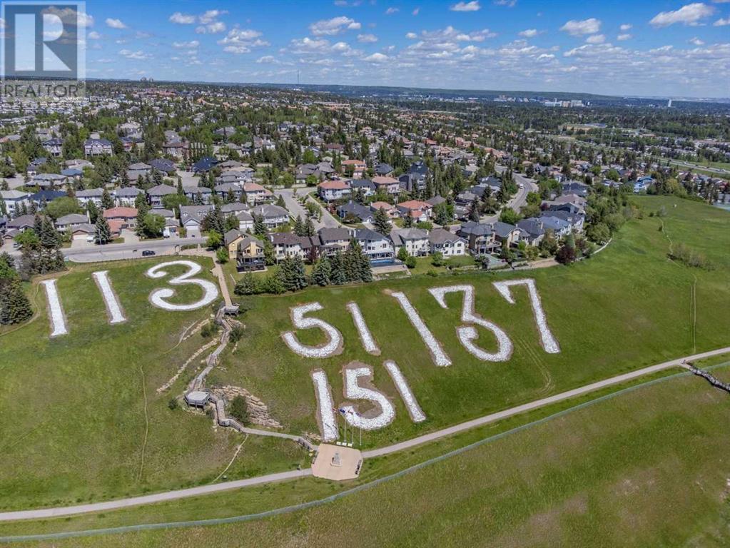 Single Family House for Sale in  Sienna Hills Drive SW Signal Hill Calgary 