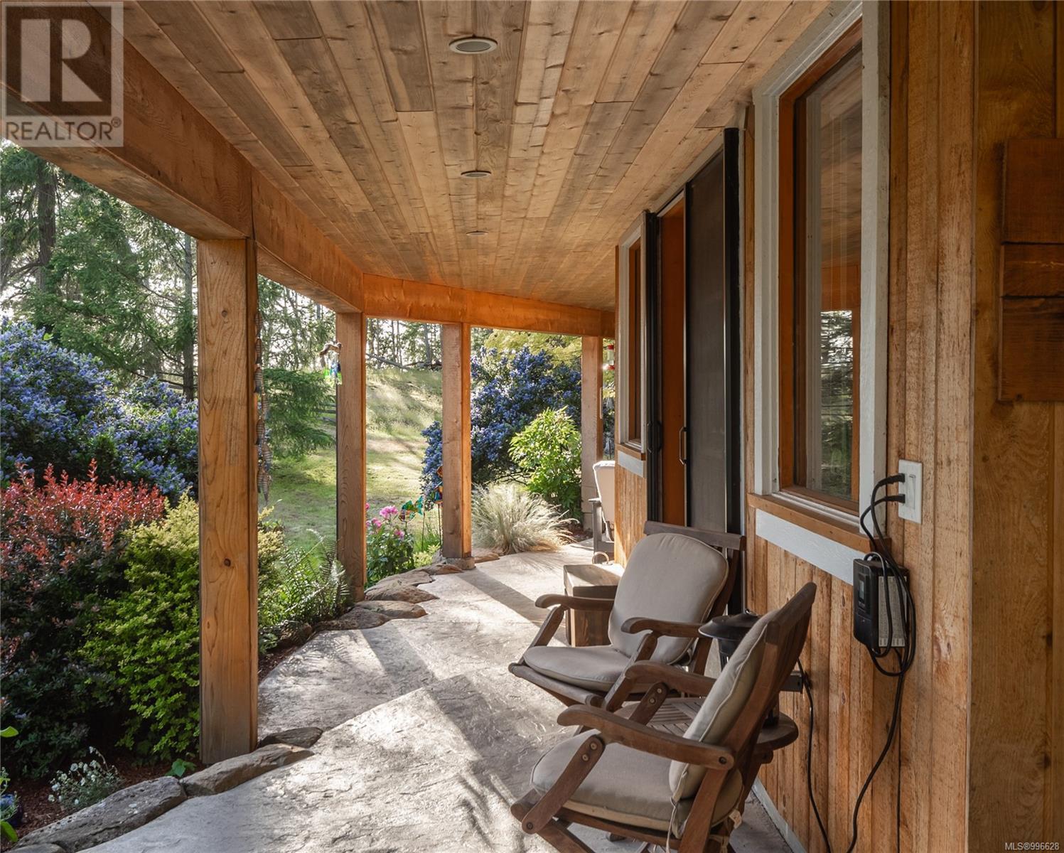 225 Sea Meadow Dr, Gabriola Island