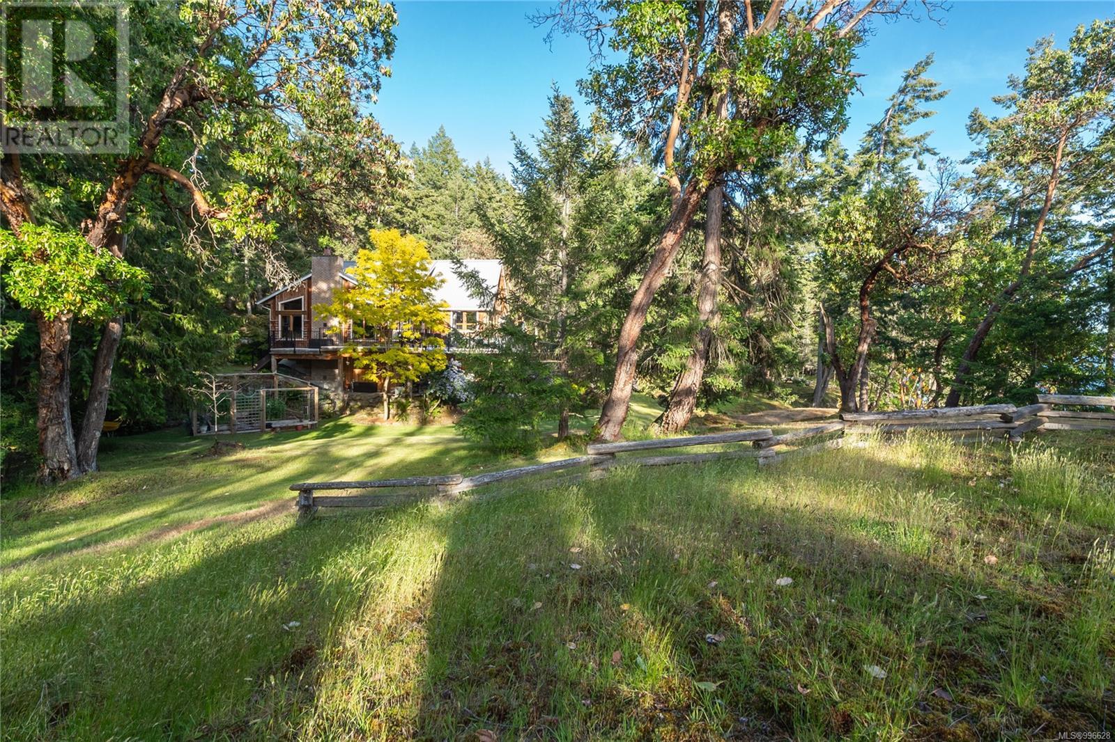 225 Sea Meadow Dr, Gabriola Island