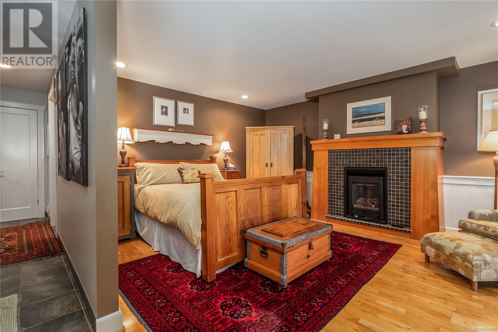 225 Sea Meadow Dr, Gabriola Island