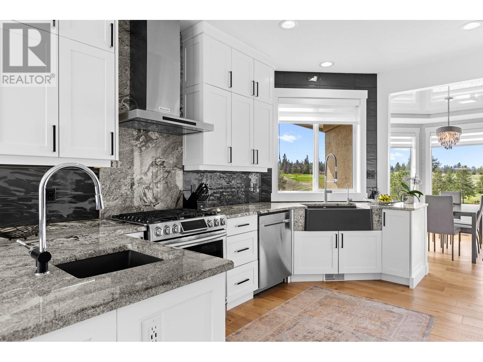 17 3888 Gallaghers Pinnacle Way, Kelowna
